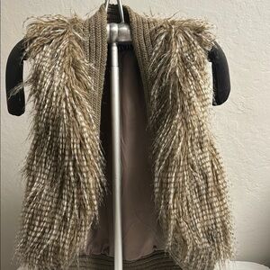 Stylish Tan Faux Fur Women's Vest